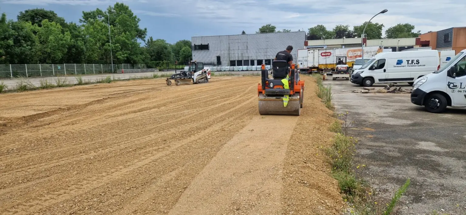 Spécialiste de travaux de Remblaiement et compactage à Grenoble